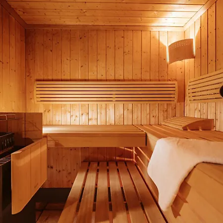 St.anton Vibes Holiday home *